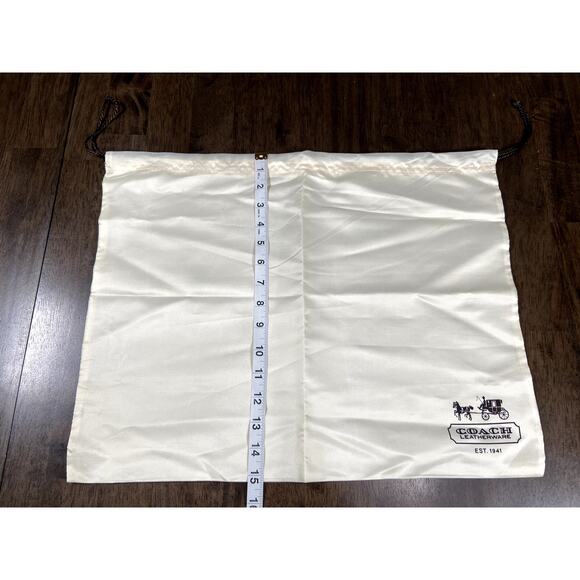 Coach Cream Drawstring Dust Bag 19.5 x15 – Logo Horse & Carriage - Picture 4 of 5